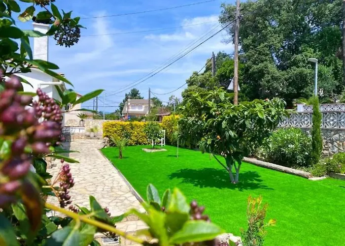 Casa Feliç, 6 People, Fireplace&hottub Tatil Evi *