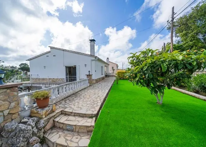 Tatil Evi Casa Feliç, 6 People, Fireplace&hottub Lloret de Mar