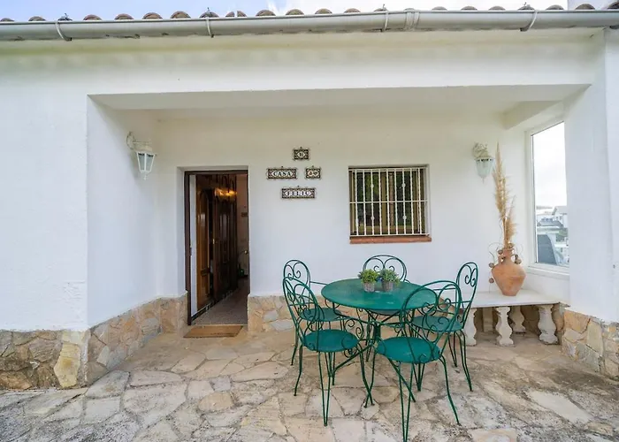 Casa Feliç, 6 People, Fireplace&hottub Tatil Evi *