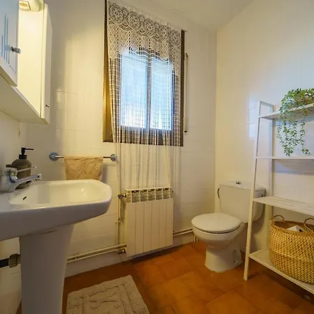 Casa Felic, 6 People, Fireplace And Hottub Prázdninový dům Lloret de Mar